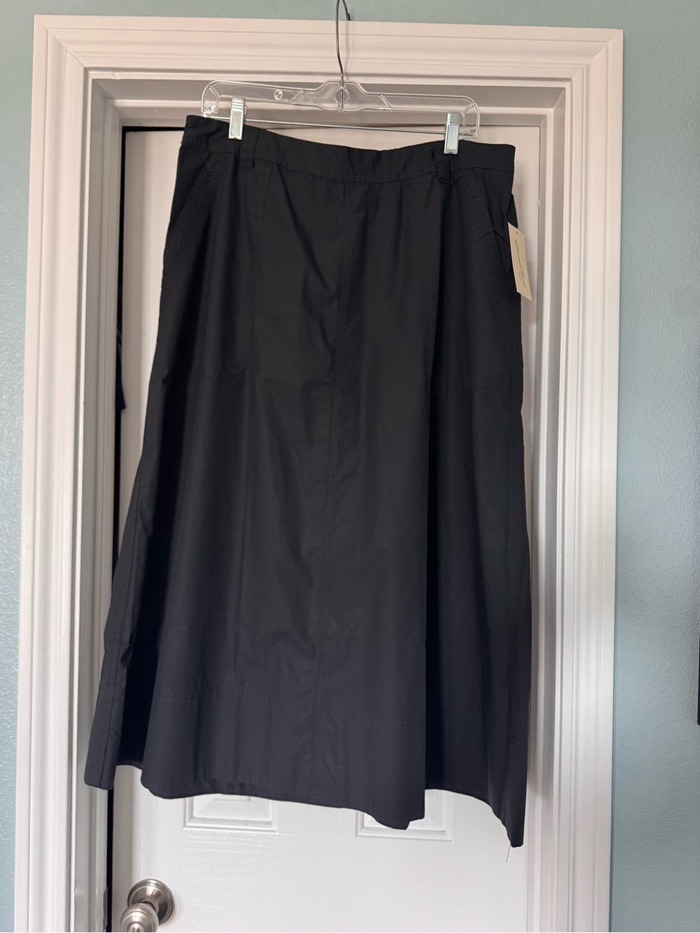 Universal Thread Black A-Line Midi Skirt